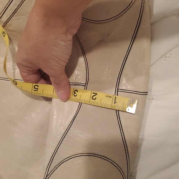 Cream HOBO Bag with Crescent Shape and Metal Hardware (24) - Picture 10 of 14